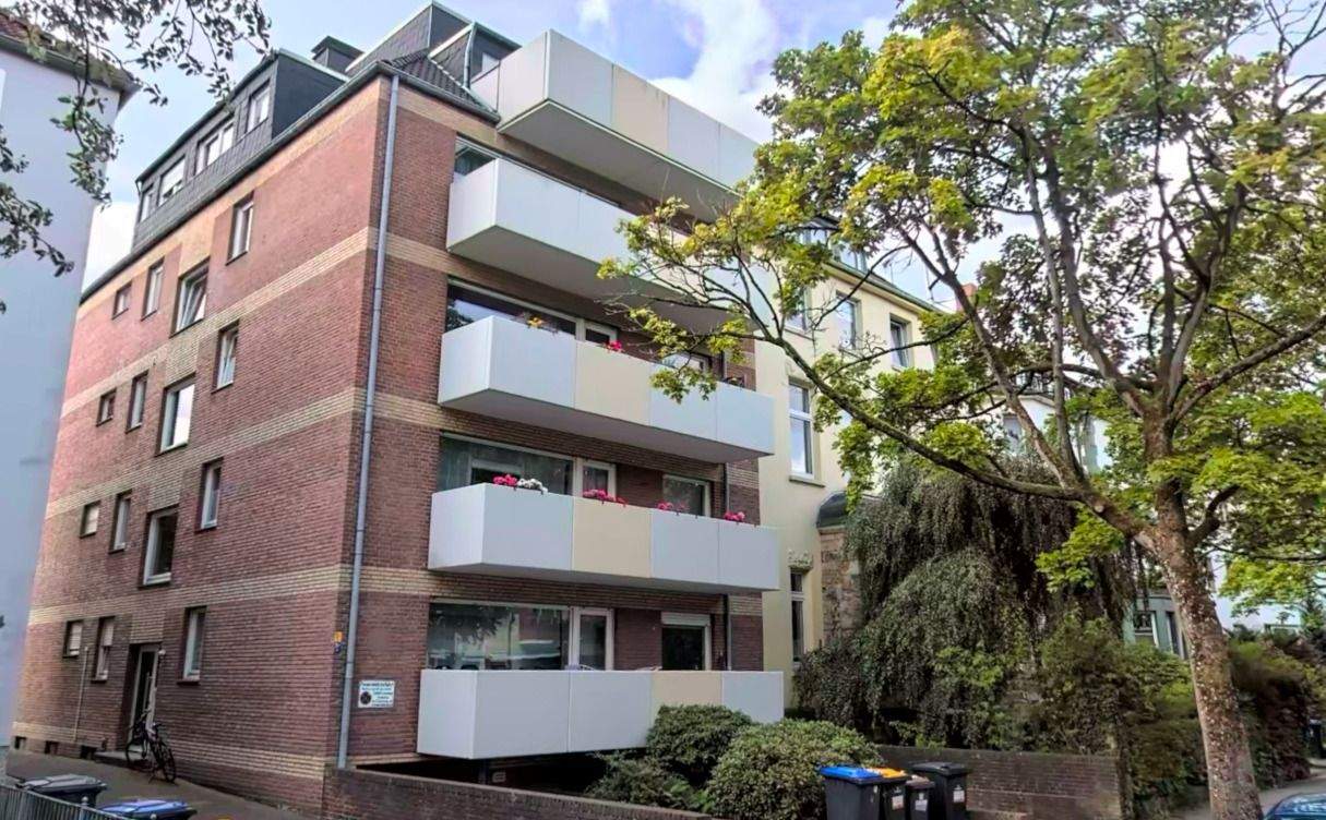 Sofort bezugsfertige Dachgeschosswohnung mit großer Sonnenterrasse in der Burchardstrasse nähe Staufenplatz. – Münster – Bild 1 von 3