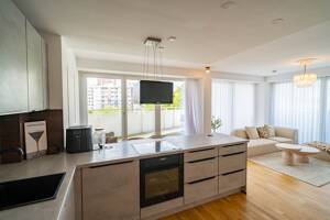 Lichtdurchflutete 2,5-Raum-Wohnung mit Einbauküche und großem Balkon – 93051 Regensburg – Vorschaubild 5