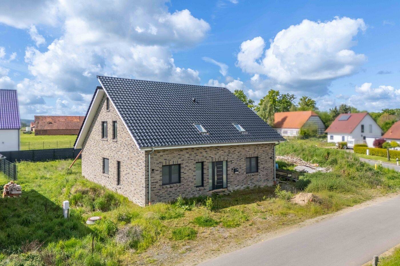 Energieeffizienz trifft Eleganz: Ihr modernes Heim erwartet Sie – Bad Essen – Vorschaubild 2