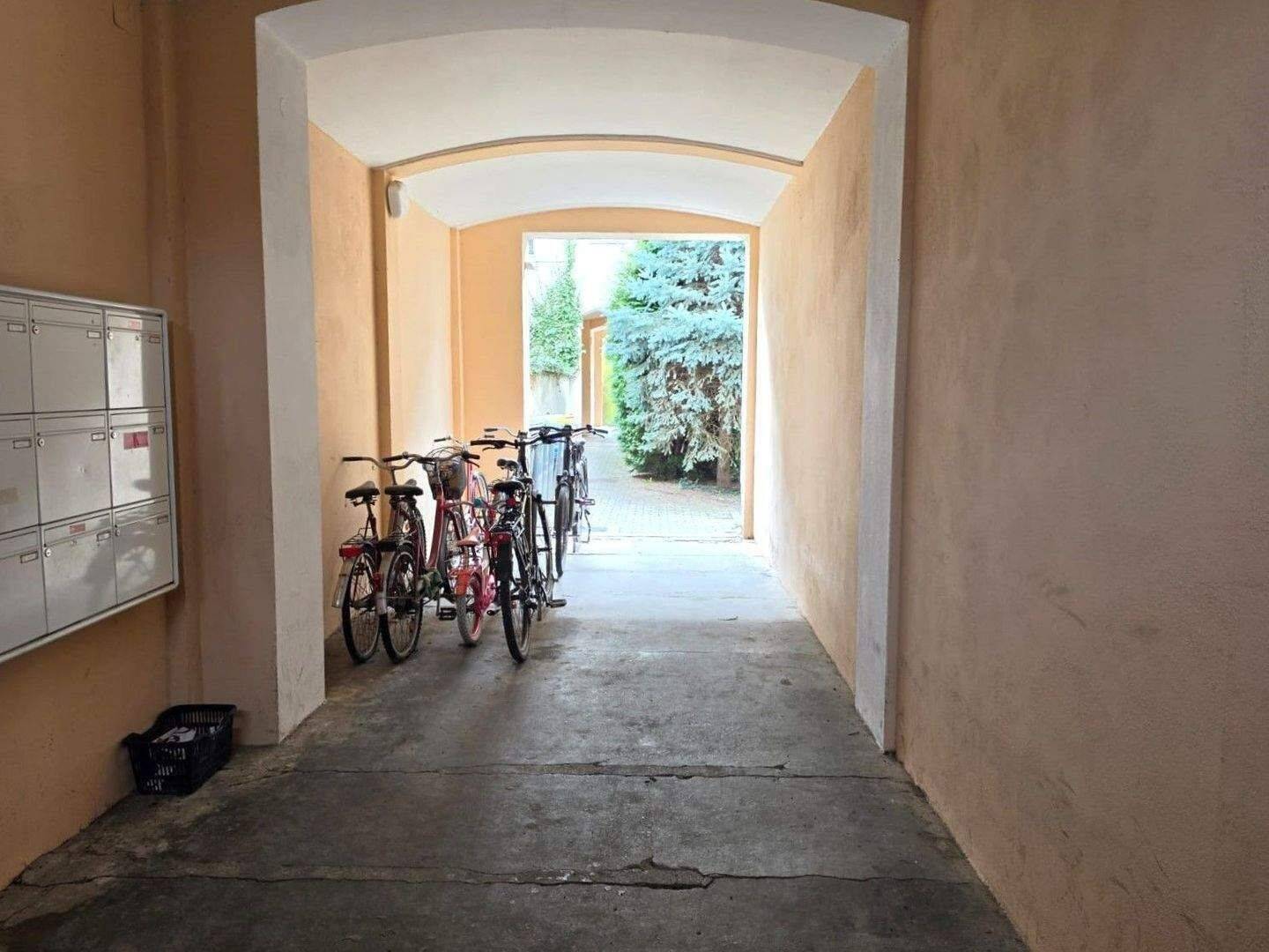 Zwei-Raum-Wohnung mit Balkon – Leipzig – Vorschaubild 2