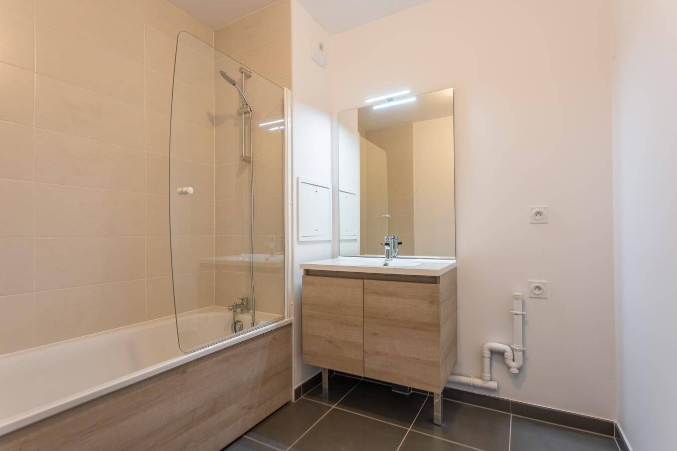 Appartement 2 pièces 44 m² · à Viry-Châtillon · 44 m² · 874 €/mois