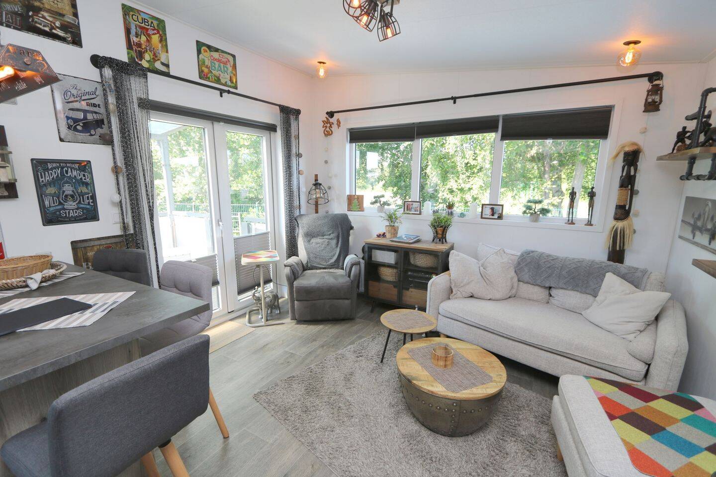 Modernes ca. 45m² Chalet Bj. 2023 am Lensterstrand | Erstwohnsitz | Solaranlage | 224m² | Stellplatz – Grömitz – Vorschaubild 2