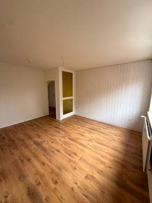 Schöne 4-Zimmer-Wohnung mit Einbauküche in Kiel – 24143 Kiel – Vorschaubild 8