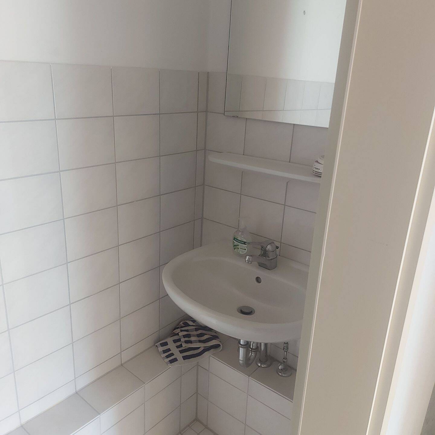 WG Zimmer in 3-er WG im schönen zentrumsnahen Neureut – Karlsruhe – Vorschaubild 3