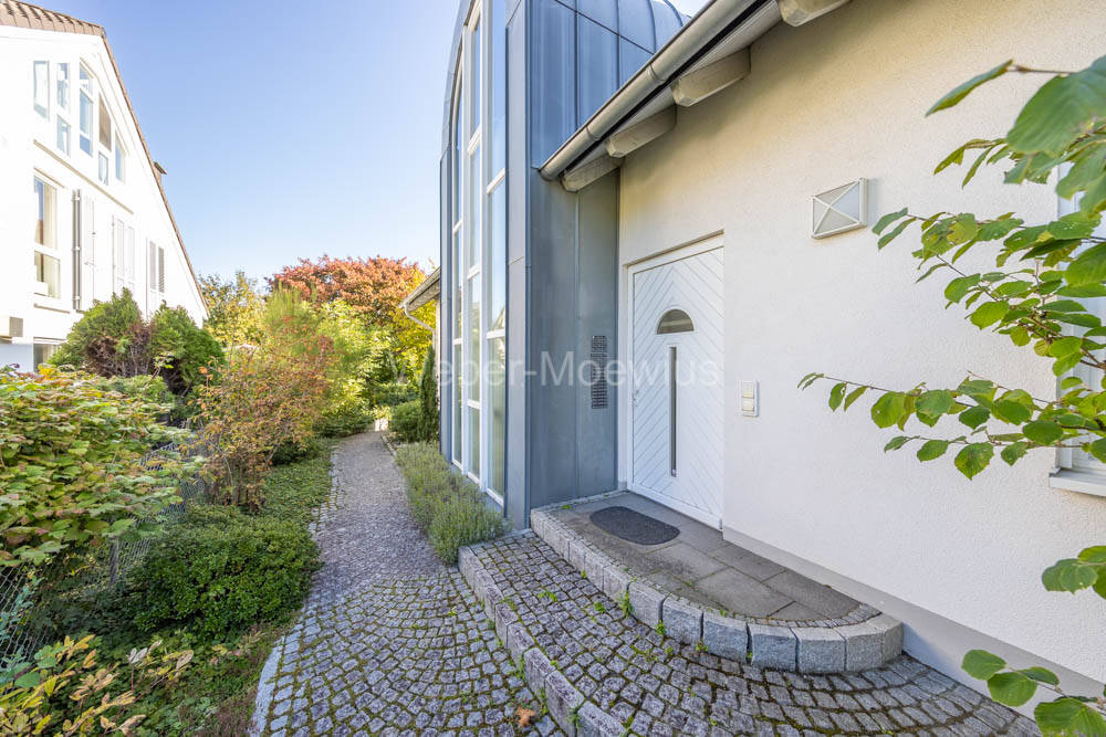 Modernes Architektenhaus mit luxuriösem Flair, großzügiger Raumgestaltung und gehobenem Wohnkomfort – Bonn – Vorschaubild 7