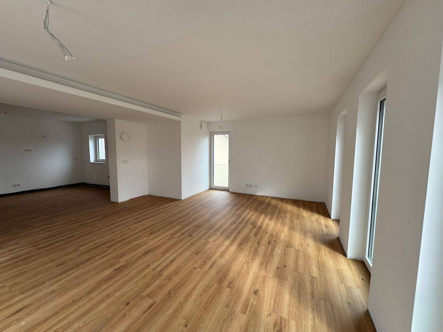 Familienfreundliche 3,5-Zimmer Wohnung mit Balkon in Altdorf bei Nürnberg – Altdorf bei Nürnberg – Vorschaubild 4