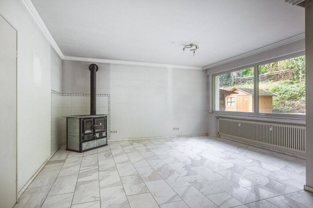 Laurensberg! Teilweise vermietetes Wohnhaus mit Garage in bevorzugter Lage – Aachen – Vorschaubild 6