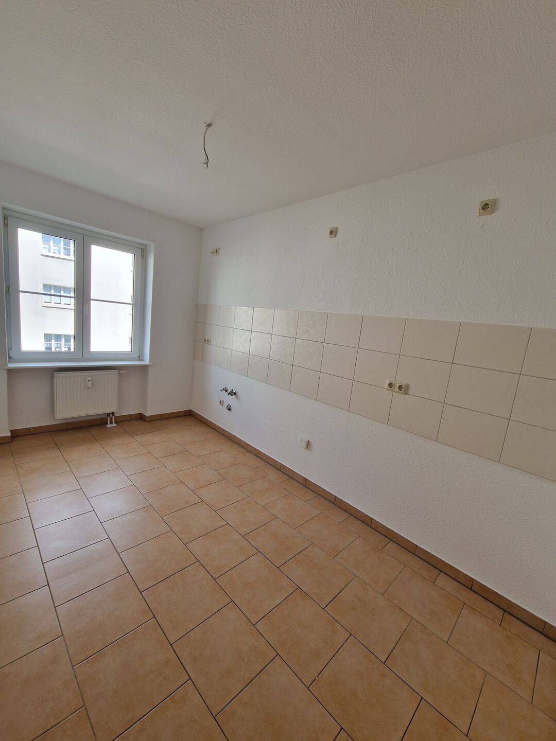 Schmuckstück in bester Lage - zum wohlfühlen, mit Balkon! – Magdeburg – Vorschaubild 6