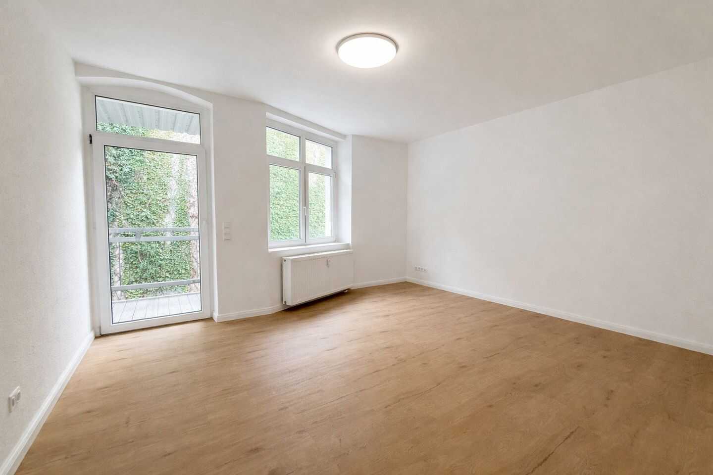 Großzügige 4-Zimmer-Wohnung mit Balkon in Magdeburg – Magdeburg – Vorschaubild 2