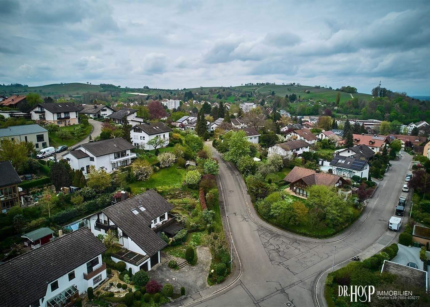 Grosses 2-Familien-Haus in BestLage + enorme Sanierungszuschüsse + riesiges Grundstück + mit Schwimmteich + ... Bezug kurzfristig möglich – Müllheim – Vorschaubild 8