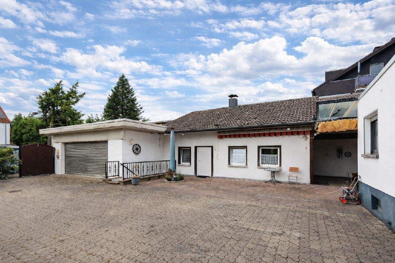 OPEN-HOUSE am 12.06.26! Großes 2-3-Familienhaus auf knapp 1.000 m² Grundstück – Leverkusen – Vorschaubild 2