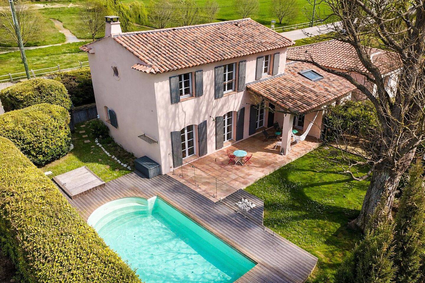 Maison 5 pièces 130 m² · à Aix-en-Provence · 130 m² · 870 000 €