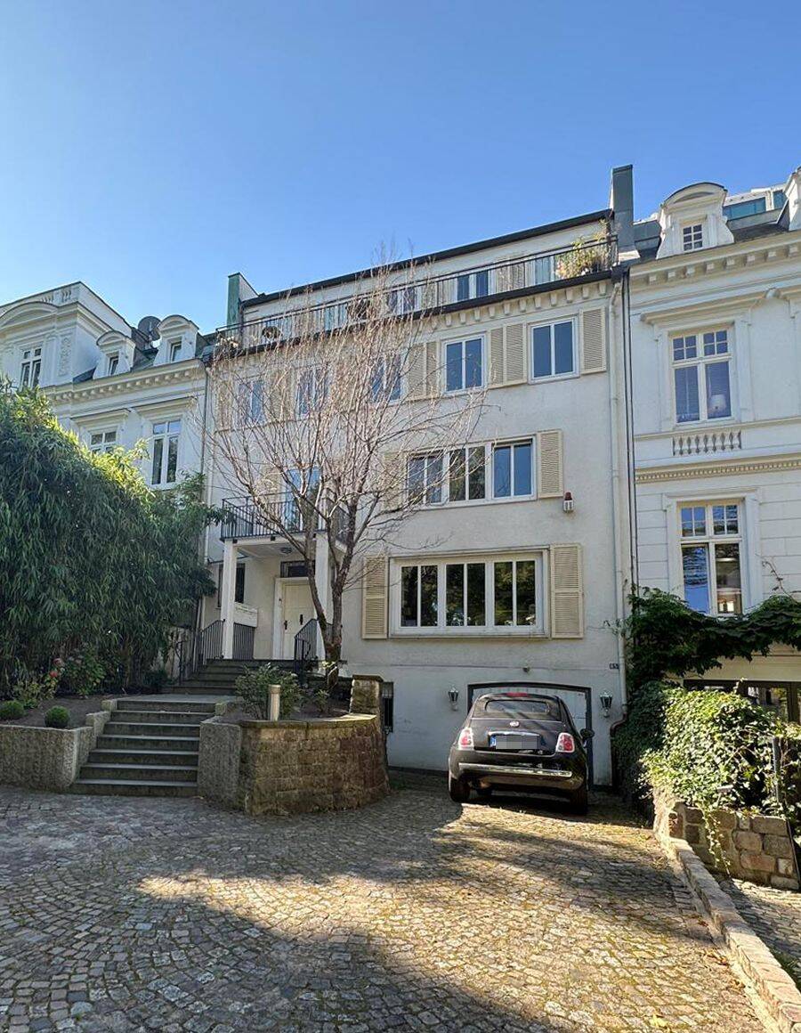 Stadthaus in bester Lage von Harvestehude!