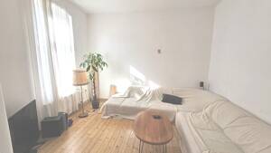 Köln Belgisches Viertel: Sanierte Altbauwohnung im 4. OG mit Balkon – 50672 Köln – Vorschaubild 3