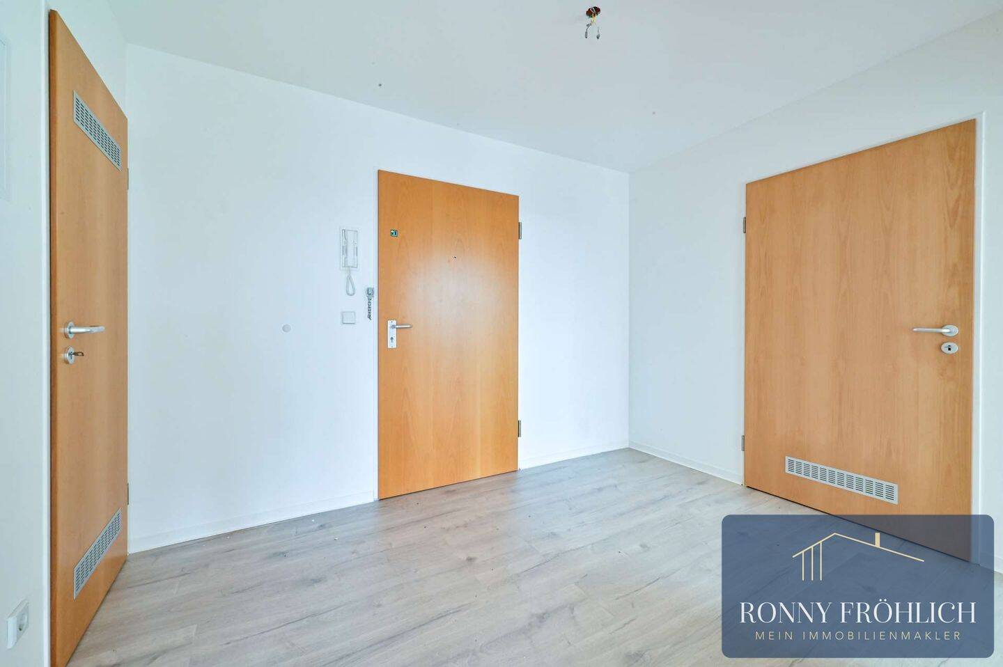 Moderne 2-Raum-Wohnung mit Balkon im barrierefreien Wohnpark in Schloßchemnitz – Chemnitz – Vorschaubild 6