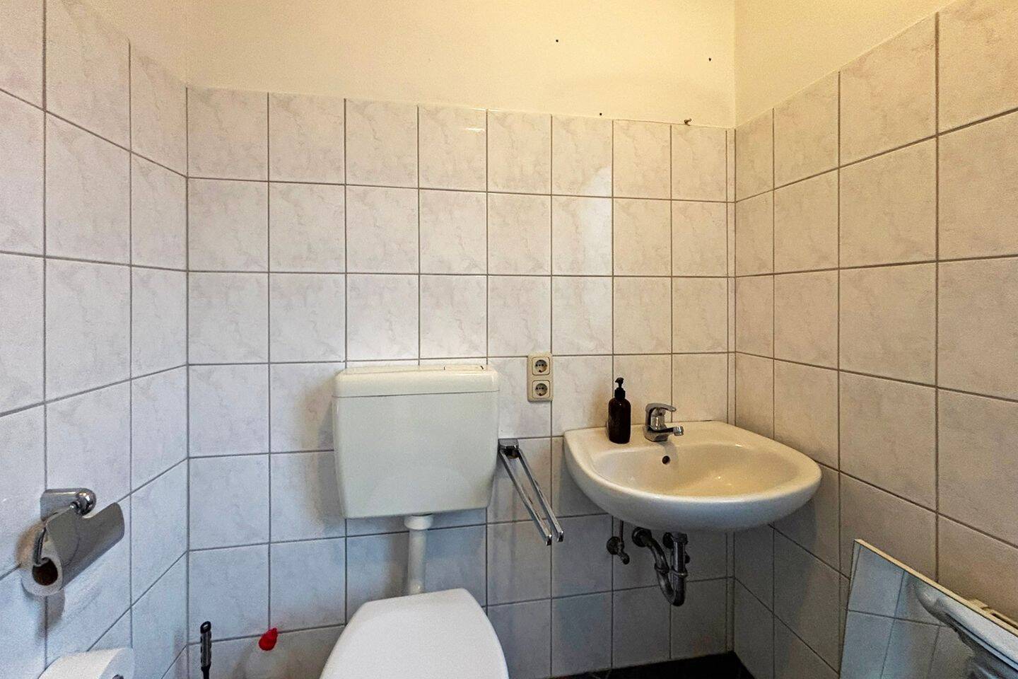 Ca. 4,72 % Rendite! Trier-Süd: ab Juli vermietete 1-ZKB-Whg - ETW mit ca. 42 m² Wohnfläche im 2. OG – Trier – Vorschaubild 7