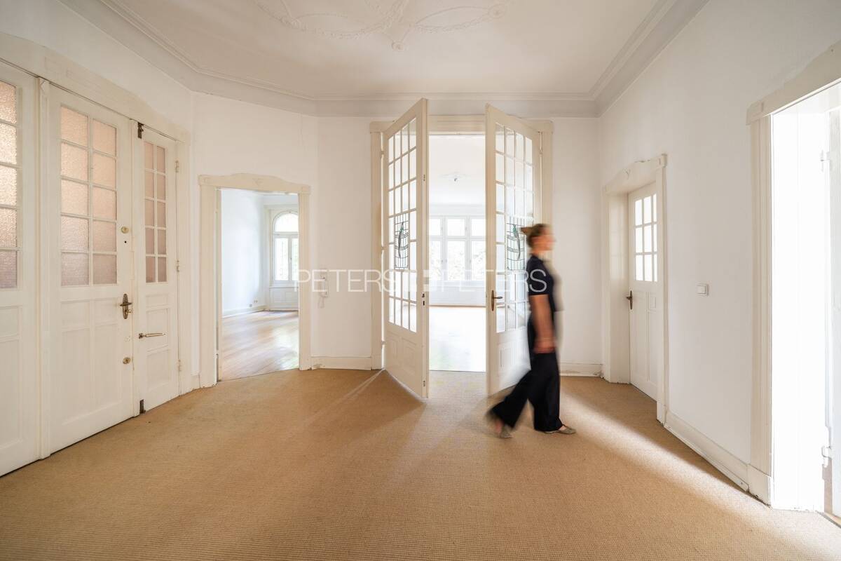 Open House Sa. 22.8. 11-12:30* Absolute Rarität: Repräsentativ, perfekter Lage, Stellplatz – 20255 Hamburg – Bild 1 von 9