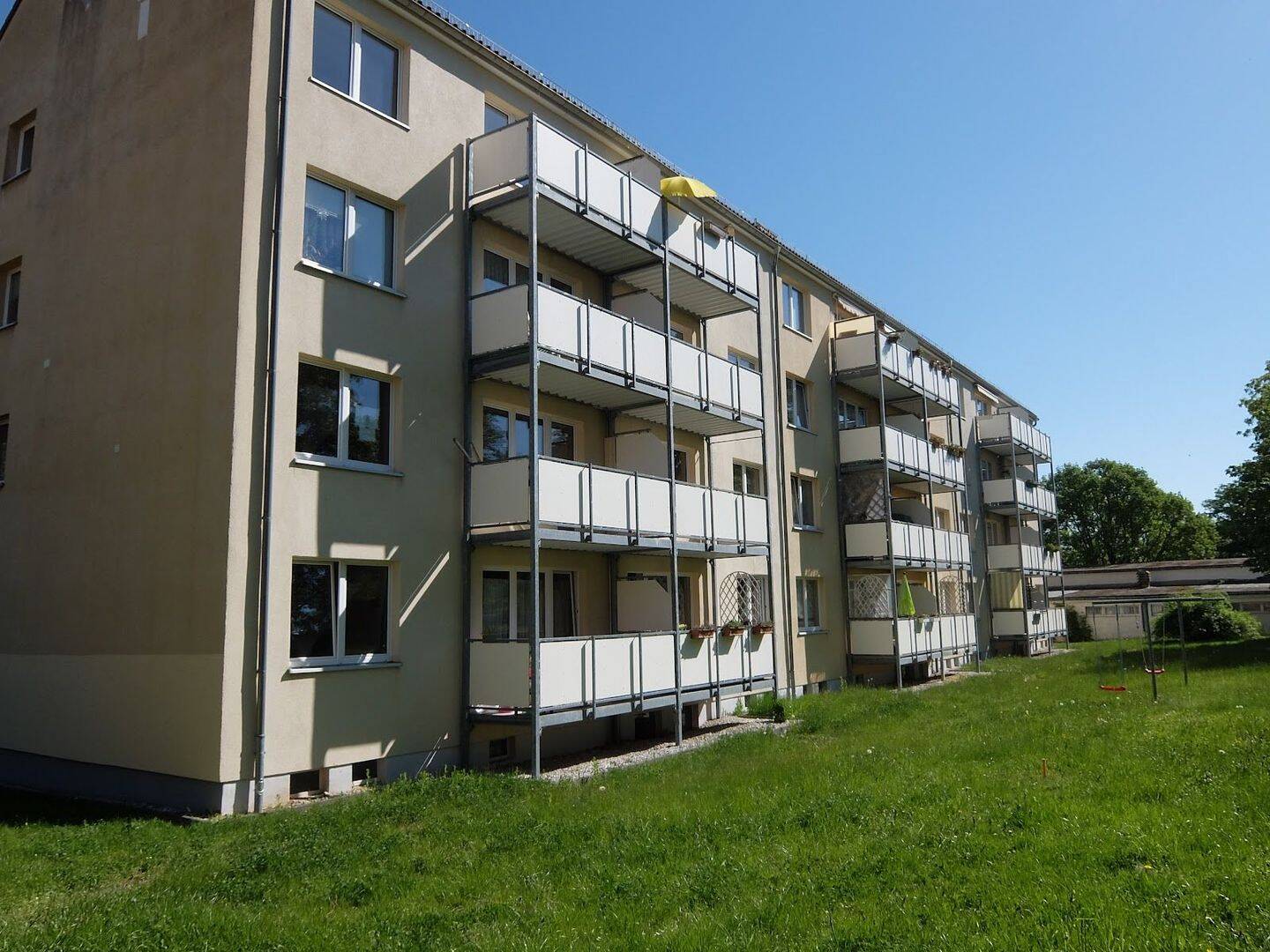 +++ 2-Zimmer-Wohnung zum Wohlfühlen mit Einbauküche – Chemnitz – Vorschaubild 3