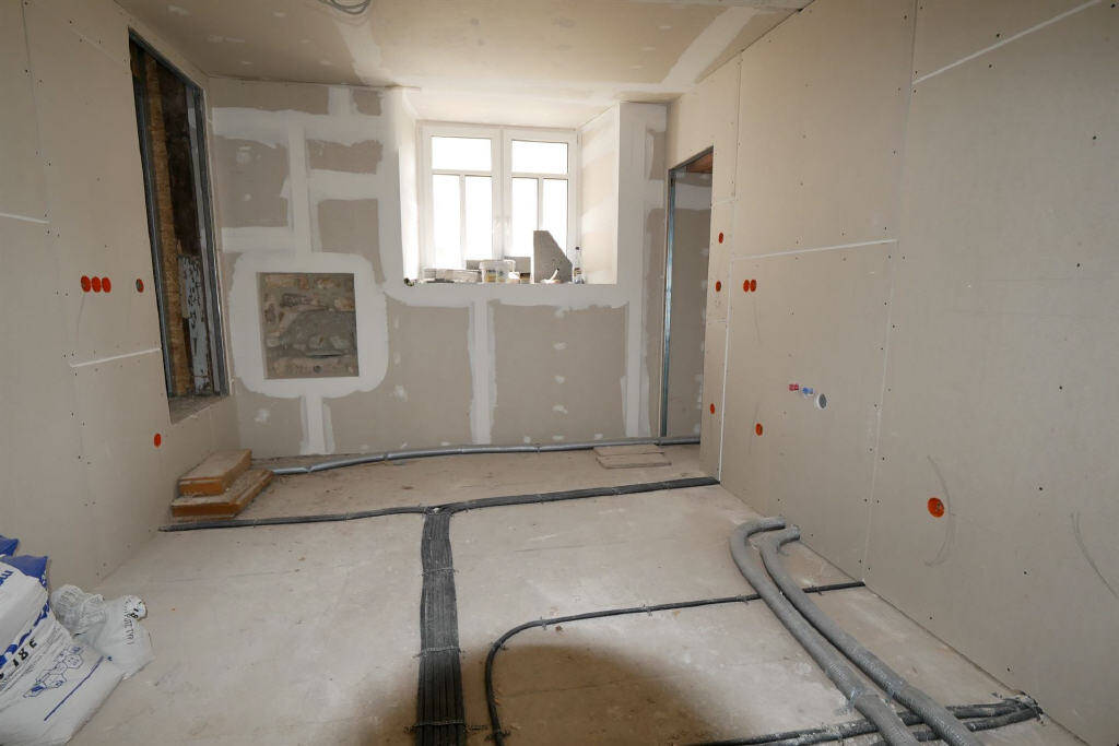 Mehrfamilienhaus mit vier Wohnungen – Hellingen – Vorschaubild 8