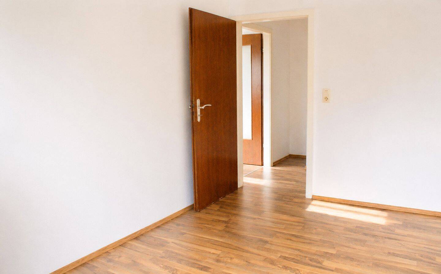 Wohnung mit exklusivem Rheinblick in Köln – Köln – Vorschaubild 4