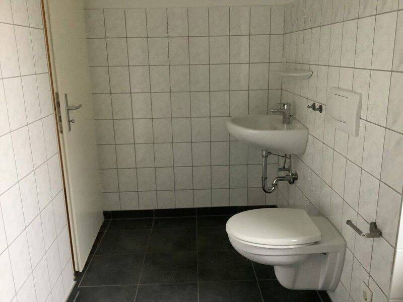 Großzügige Wohnung im Erdgeschoss mit Tageslichtbad! – Bielefeld – Vorschaubild 5