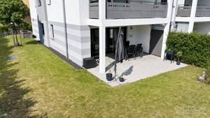 Großer Garten, Erdgeschoss, 4 Zimmer - ein modernes Zuhause mit Seltenheitswert – 92318 Neumarkt in der Oberpfalz – Vorschaubild 1