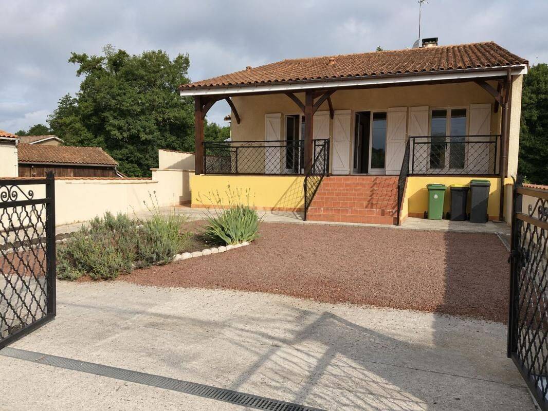Maison 5 pièces 146 m² · à Lesparre-Médoc · 145,9 m² · 1 072 €/mois