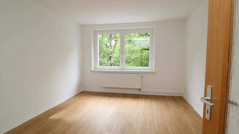 Schöne Kaßbergwohnung mit Balkon an der Küche – Chemnitz – Vorschaubild 6
