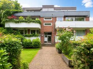 Schöne 2 Zimmer Wohnung mit Balkon, Keller und Stellplatz – 22147 Hamburg – Vorschaubild 2