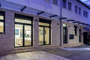 Modernisiertes Wohn- & Geschäftshaus mit Garage in Zentrale Lage von Stuttgart-West
