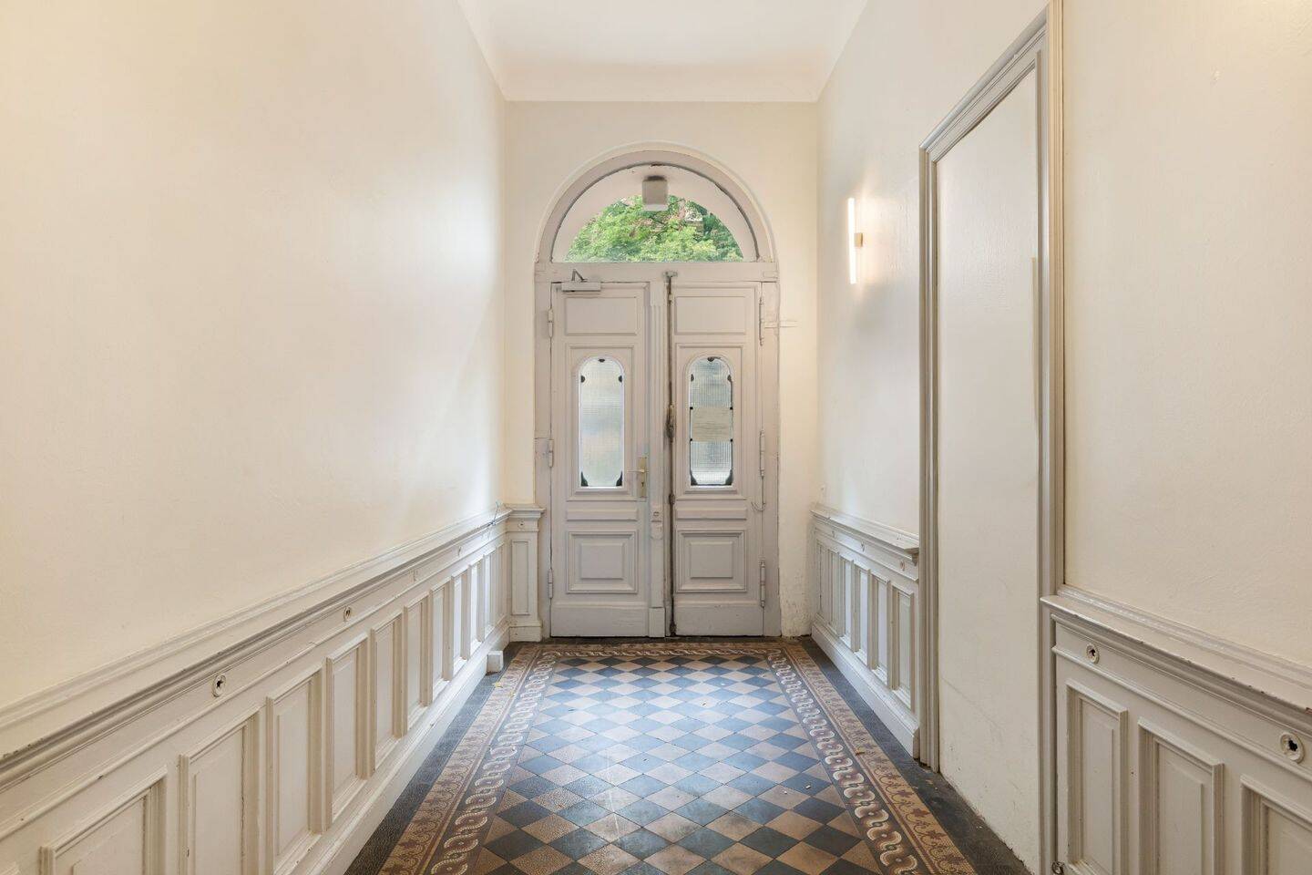 Hochwertig sanierte Dachgeschosswohnung mit Terrasse am Paul-Lincke Ufer – Berlin – Vorschaubild 8
