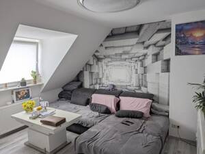 Attraktive, helle Dachgeschosswohnung in Oberhausen - Alstaden – 46049 Oberhausen – Vorschaubild 2