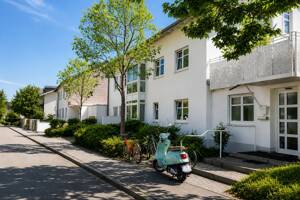Sanierungsbedürftige 2-Zimmer-Maisonette mit Südterrasse, Garten & Hobbyraum in München-Waldperlach – 81739 München – Vorschaubild 2