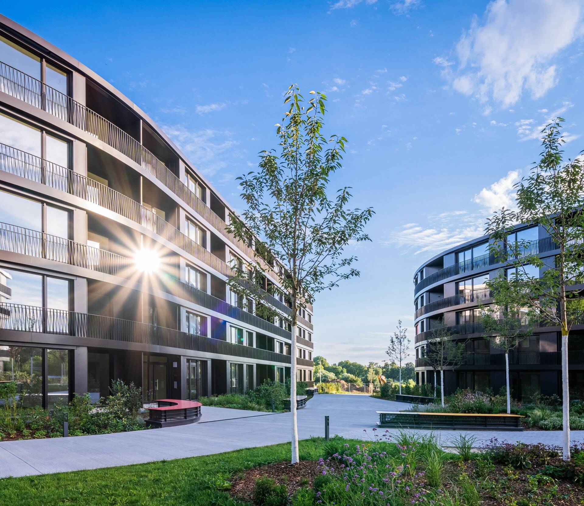 Exklusive, voll MÖBLIERTE  2-Raumwohnung mit ELBBLICK sucht SIE als neuen Mieter!