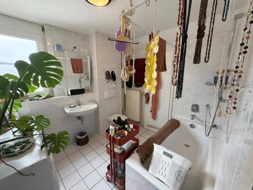 Attrakitves Angebot! Interessante 2,5 Zimmer-Wohnung mit Dachterrasse! – Stuttgart – Vorschaubild 5