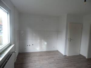 Bald verfügbar! Renovierte 2-Raum Wohnung im 1. OG – 45731 Waltrop – Vorschaubild 2