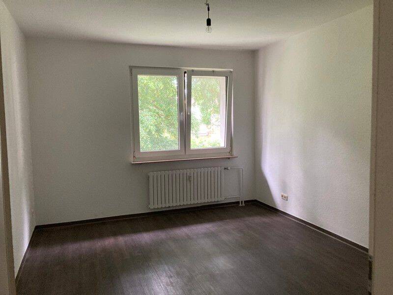 Preiswerte 2-Zimmer-Stadtwohnung mit Einbauküche – Bochum – Vorschaubild 4