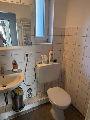 Möblierte Terrassenwohnung / Terrasse zum Innenhof/ Sitzküche / 2 Schlafzimmer/ Raul-Roosen-Straße / Kiez – 22767 Hamburg – Vorschaubild 6