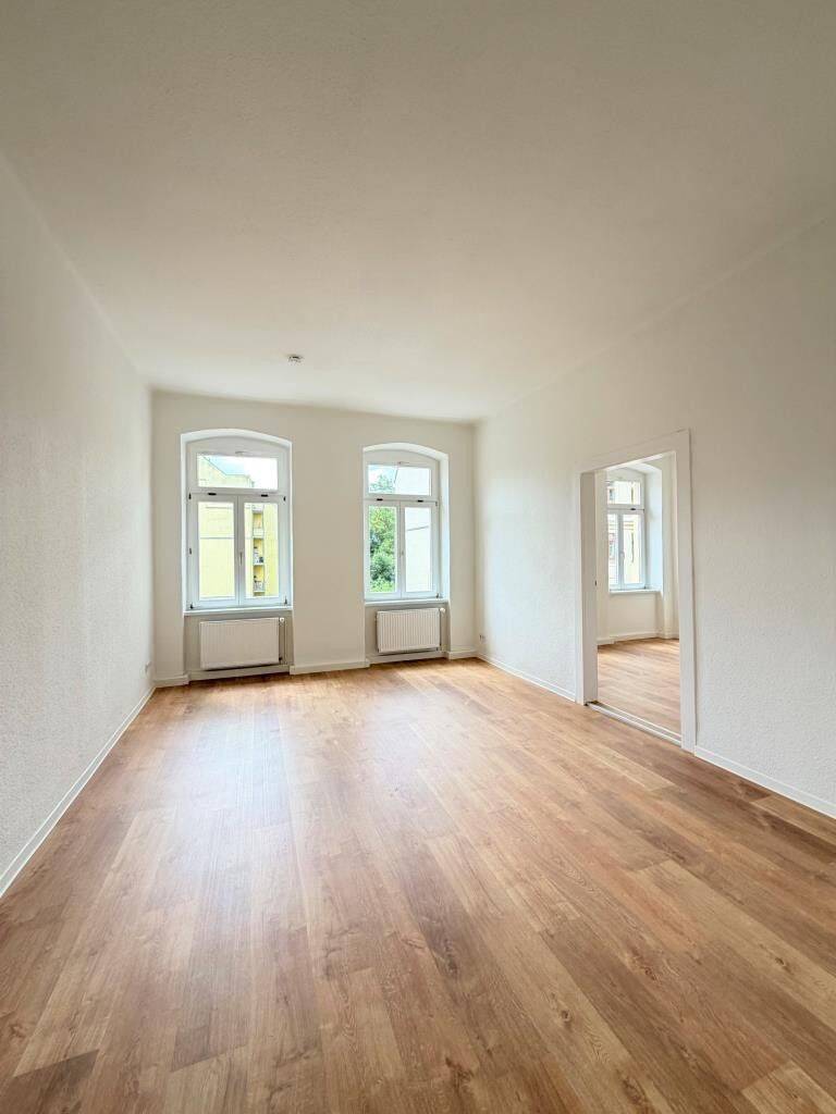 Kein Hammer nötig. Wir haben renoviert/No DIY required weve already taken care of the renovation. – Chemnitz – Vorschaubild 5