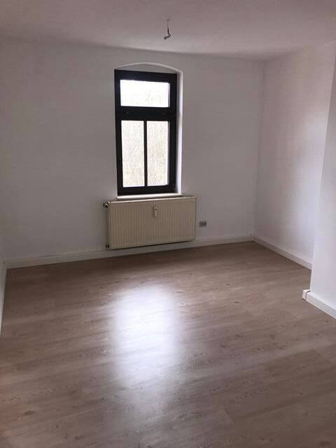 Einbauküche! Günstige DG 3-Zimmer mit Laminat und Wanne in guter Lage! – Chemnitz – Vorschaubild 9