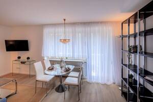Sendling-Westpark: Sanierte 2-Zimmer Wohnung mit Balkon - bezugsfertig – 81369 München – Vorschaubild 4