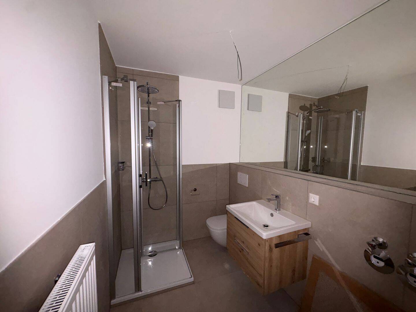 2-Zimmer-Wohnung mit geräumigem Bad und Einbauküche am Bismarckplatz - Wohnung 16