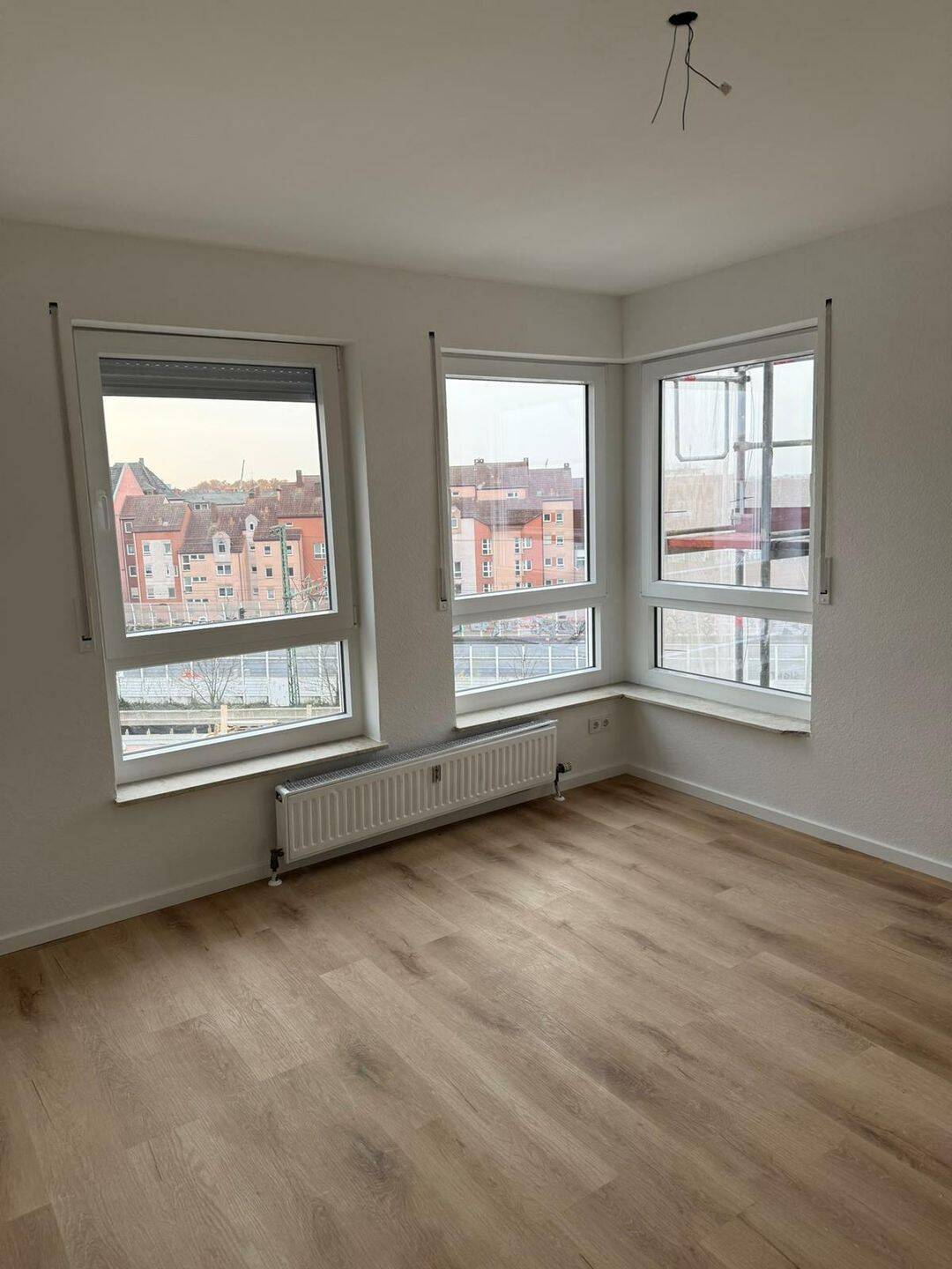 Frisch sanierte 1-Zimmer-Wohnung in Ludwigshafen-Mitte - bezugsfrei, weitere Einheiten verfügbar – Ludwigshafen am Rhein – Vorschaubild 3