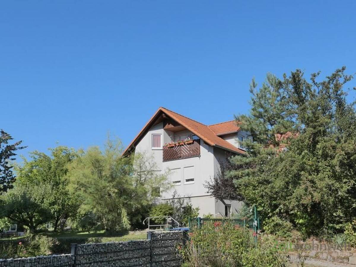 (EF0526_M) Dresden: Coschütz/Gittersee, urgemütliche kleine Wohnung mit Balkon in einem kleinen Wohnhaus mit Garten – 1189 Dresden – Bild 1 von 9