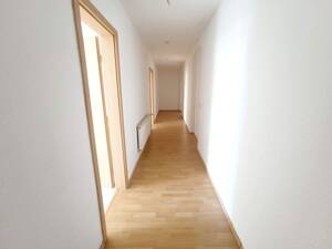 Viel Platz zum Spielen und Entspannen! Großzügige 3-Raum-Wohnung mit Balkon – 39112 Magdeburg – Vorschaubild 6