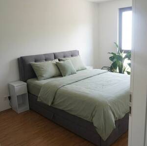 Von Privat - Vermietete 2,5-Zimmer-Wohnung mit Südwestbalkon, Grünblick & TG-Stellplatz in München-Riem – 81829 München – Vorschaubild 7