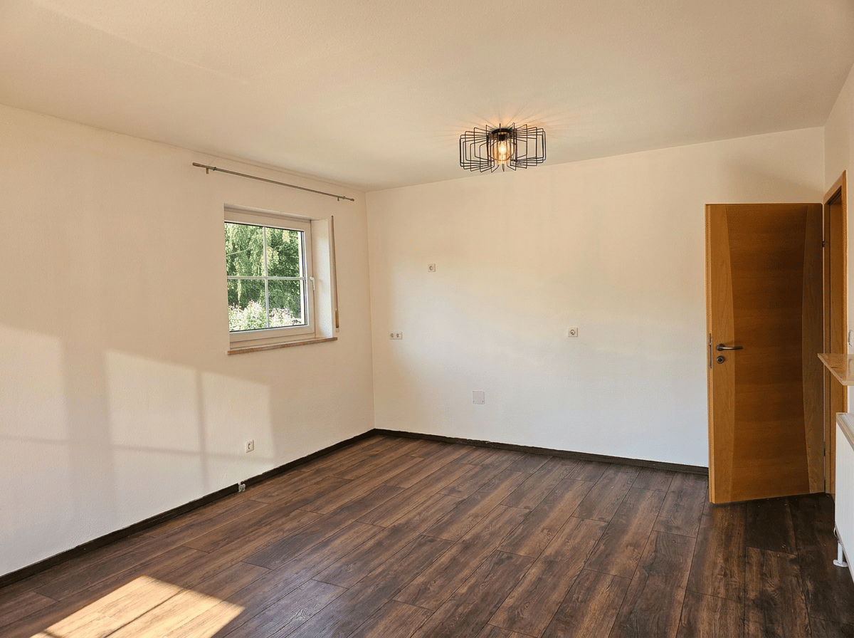 Freistehender Bungalow in beliebter Lage am Körnerplatz Ingolstadt mit großem Garten – Ingolstadt – Vorschaubild 9