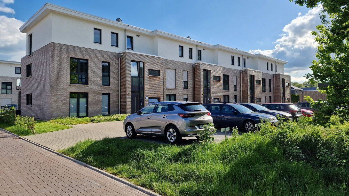 01.06.2026 Mietbeginn | Neuwertige Dachgeschoss-Wohnung aus 2025 mit 2 Zimmer und Dachterrasse in Oldenburg / Eversten – Oldenburg – Vorschaubild 3