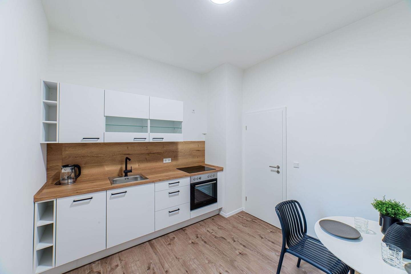 Moderne, sanierte und möblierte 2-Zimmer-Wohnung in Nürnberg – Nürnberg – Vorschaubild 6