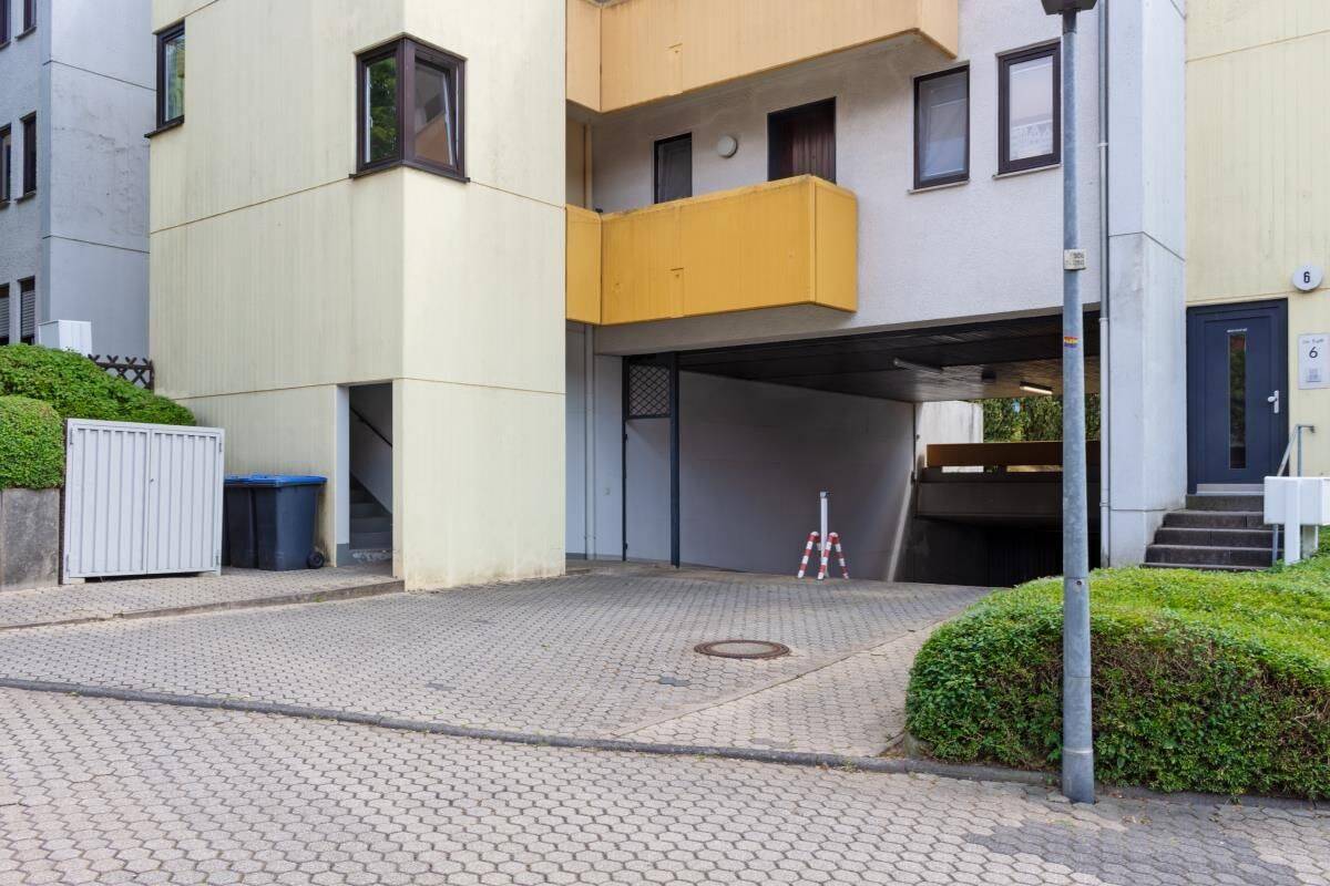 Preiswerte gut aufgeteilte Wohnung mit Tiefgarage Nähe Uni mit problematischer Mieterin – Trier – Vorschaubild 2